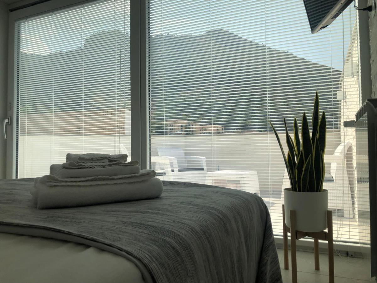 Porta Del Golfo Apartments & Suites Castellammare del Golfo Exteriör bild
