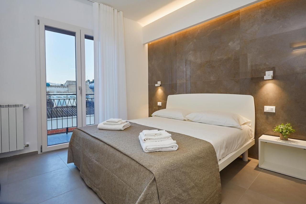 Porta Del Golfo Apartments & Suites Castellammare del Golfo Exteriör bild